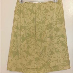 Green Hawaiian Floral Skirt  🌺